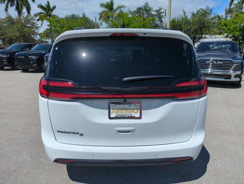 2026 Chrysler Pacifica L
