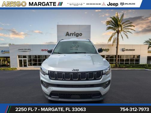 Silver Zynith Metallic Clearcoat 2026 Jeep Compass Sport