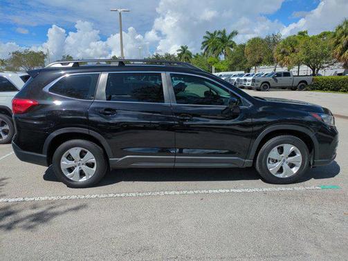 2022 Subaru Ascent Base 8-Passenger