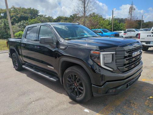 2025 GMC Sierra 1500 Elevation