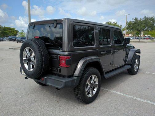 Granite Crystal Metallic Clearcoat 2020 Jeep Wrangler Unlimited North Edition 4x4