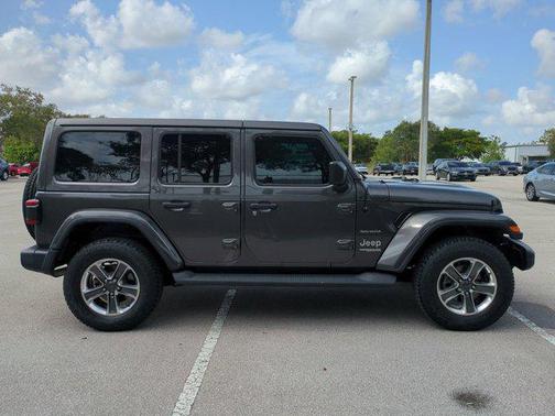 Granite Crystal Metallic Clearcoat 2020 Jeep Wrangler Unlimited North Edition 4x4