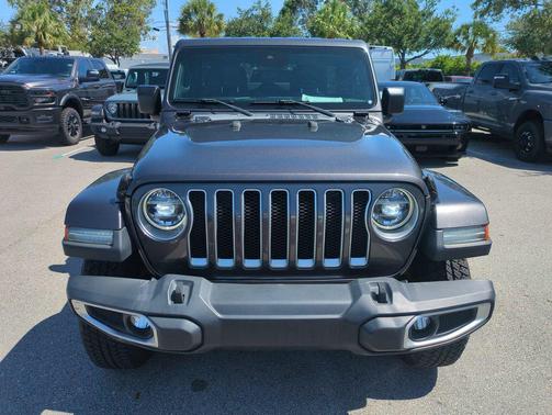 Granite Crystal Metallic Clearcoat 2020 Jeep Wrangler Unlimited North Edition 4x4