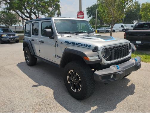 Silver Zynith Clearcoat 2024 Jeep Wrangler 4xe Rubicon