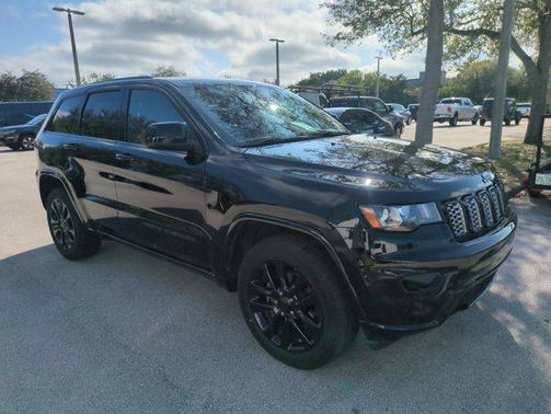 2018 Jeep Grand Cherokee Altitude