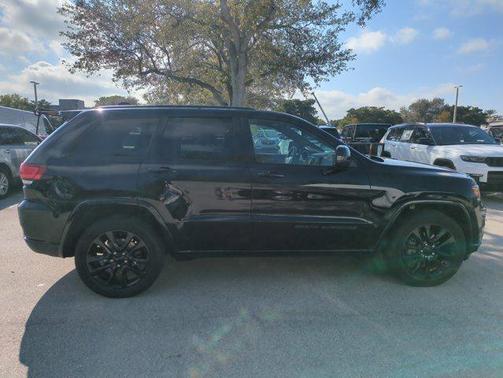 2018 Jeep Grand Cherokee Altitude