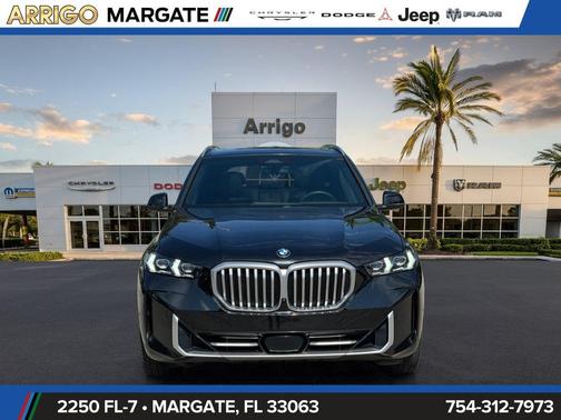 Black Sapphire Metallic 2024 BMW X5 sDrive40i