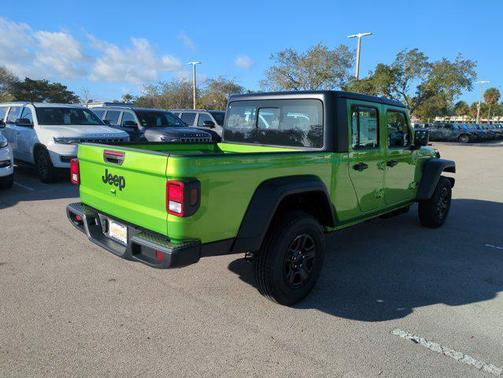 2026 Jeep Gladiator Sport
