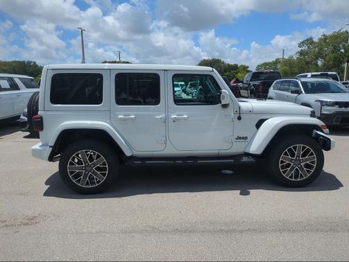 Bright White Clearcoat 2023 Jeep Wrangler 4xe Sahara High Altitude