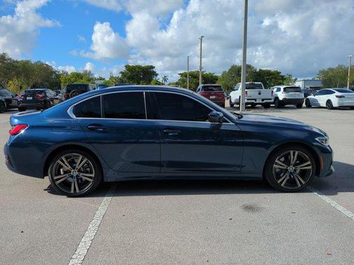 2021 BMW 330 330i