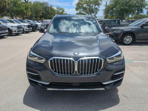 Dark Graphite Metallic 2022 BMW X5 sDrive40i