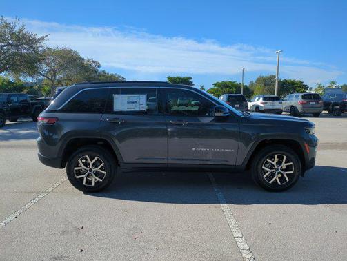 2025 Jeep Grand Cherokee Limited
