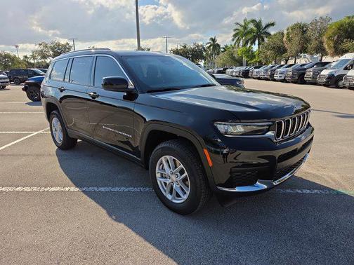 2025 Jeep Grand Cherokee L Laredo