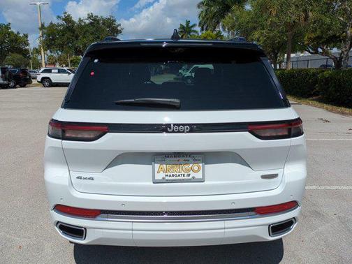 2025 Jeep Grand Cherokee Summit