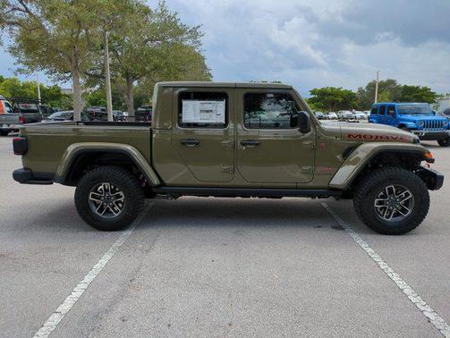 2025 Jeep Gladiator Mojave X