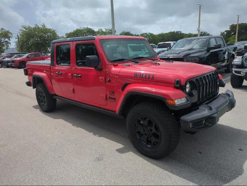 Firecracker Red Clearcoat 2022 Jeep Gladiator Willys 4x4