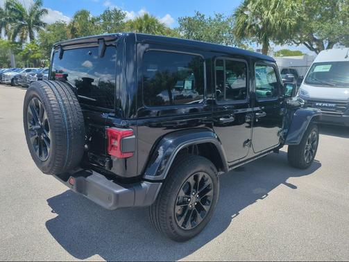 Black Clearcoat 2025 Jeep Wrangler 4xe Sahara