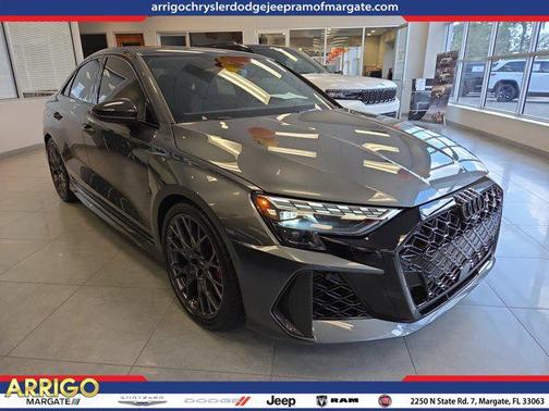 2025 Audi RS 3 TFSI quattro S tronic