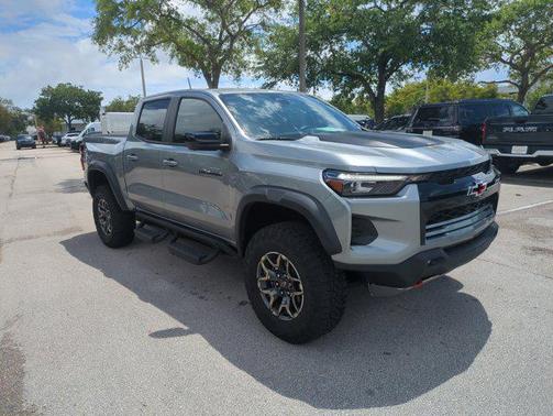 Sterling Gray Metallic 2023 Chevrolet Colorado ZR2