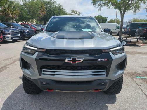 Sterling Gray Metallic 2023 Chevrolet Colorado ZR2