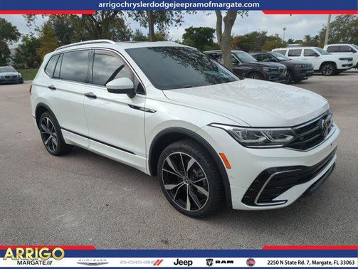 2022 Volkswagen Tiguan 2.0T SEL R-Line 4MOTION