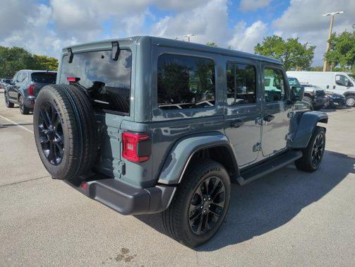 Anvil Clearcoat 2025 Jeep Wrangler 4xe Sahara