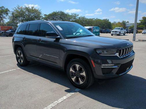2022 Jeep Grand Cherokee 4xe Base