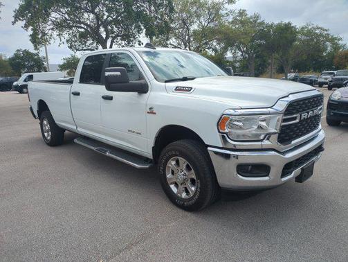 Bright White Clearcoat 2024 RAM 2500 Big Horn Crew Cab 4x4 8' Box