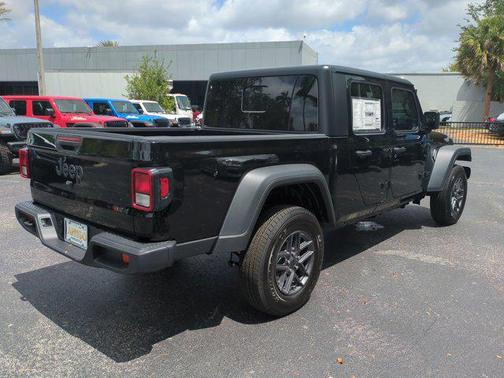 2025 Jeep Gladiator Sport S