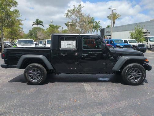 2025 Jeep Gladiator Sport S