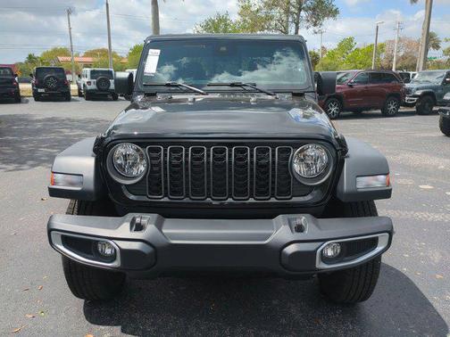 2025 Jeep Gladiator Sport S