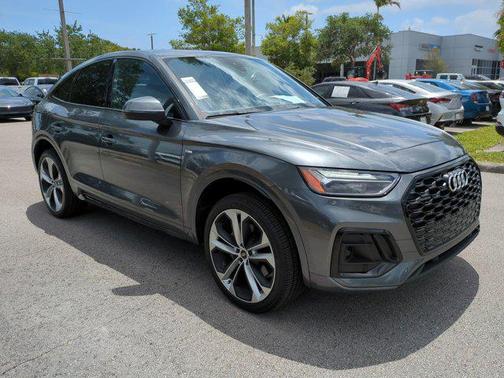 2022 Audi Q5 45 S line Premium Plus