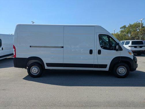 Bright White Clearcoat 2026 RAM ProMaster 2500 Tradesman