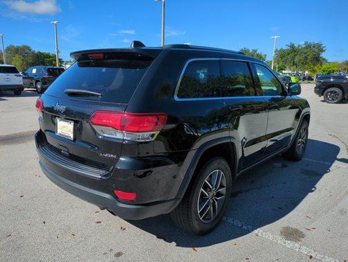 2020 Jeep Grand Cherokee Laredo