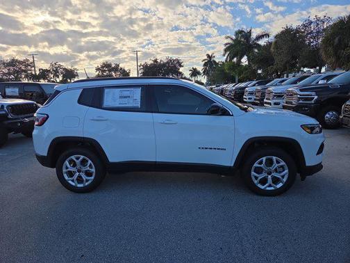 2026 Jeep Compass Latitude
