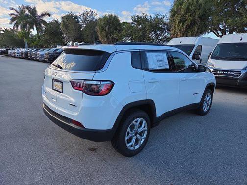 2026 Jeep Compass Latitude