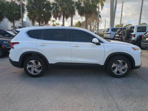 2021 Hyundai SANTA FE SE