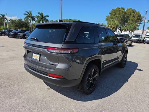 2025 Jeep Grand Cherokee Limited