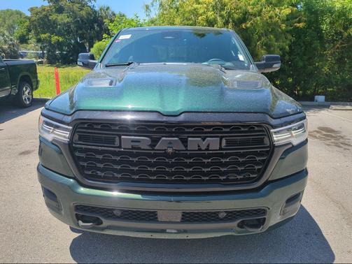 Serrano Green Metallic 2026 RAM 1500 Limited
