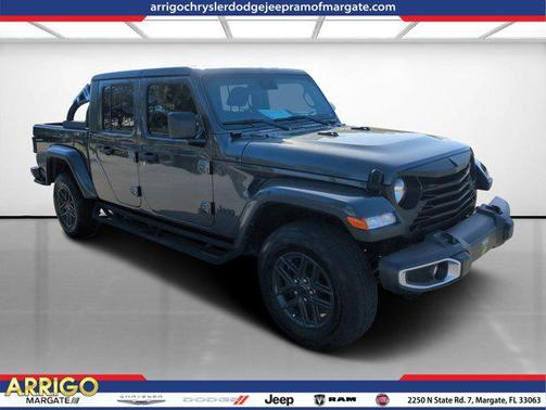 2024 Jeep Gladiator Sport S