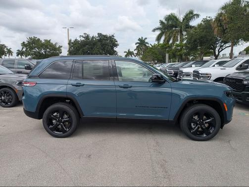 Steel Blue 2026 Jeep Grand Cherokee Limited