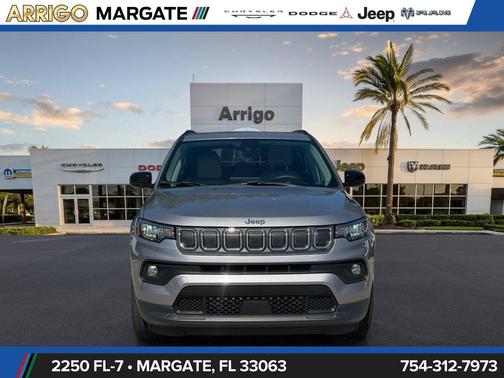Billet Silver Metallic Clearcoat 2022 Jeep Compass Latitude