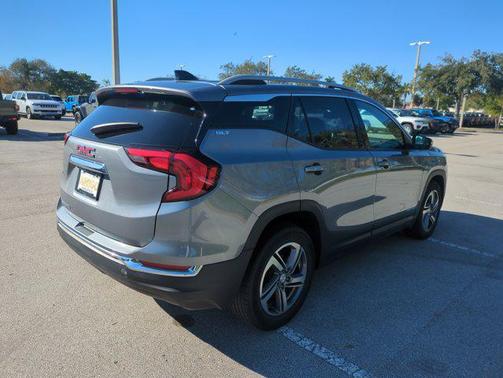 2021 GMC Terrain SLT