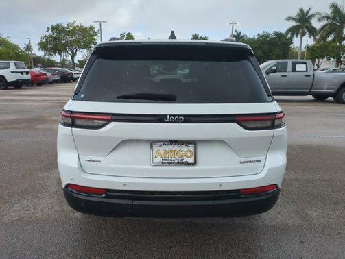 2023 Jeep Grand Cherokee Laredo