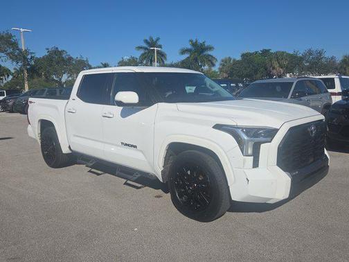 2022 Toyota Tundra SR5