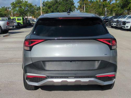 2023 Kia Sportage Hybrid LX
