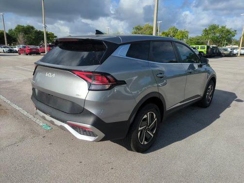 2023 Kia Sportage Hybrid LX