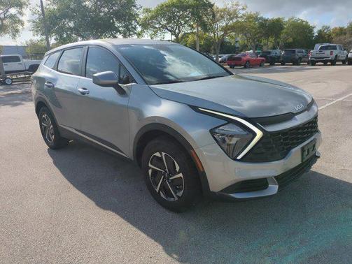 2023 Kia Sportage Hybrid LX