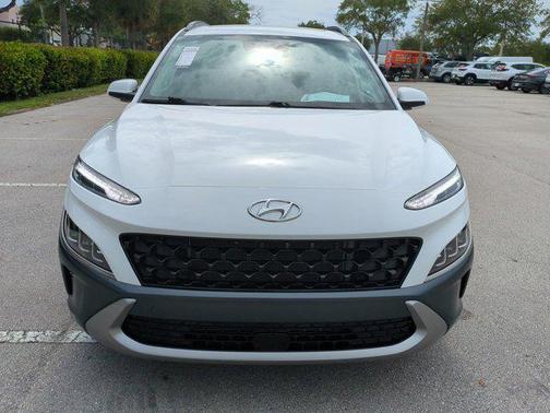 2022 Hyundai KONA Limited