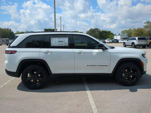 2025 Jeep Grand Cherokee Limited X